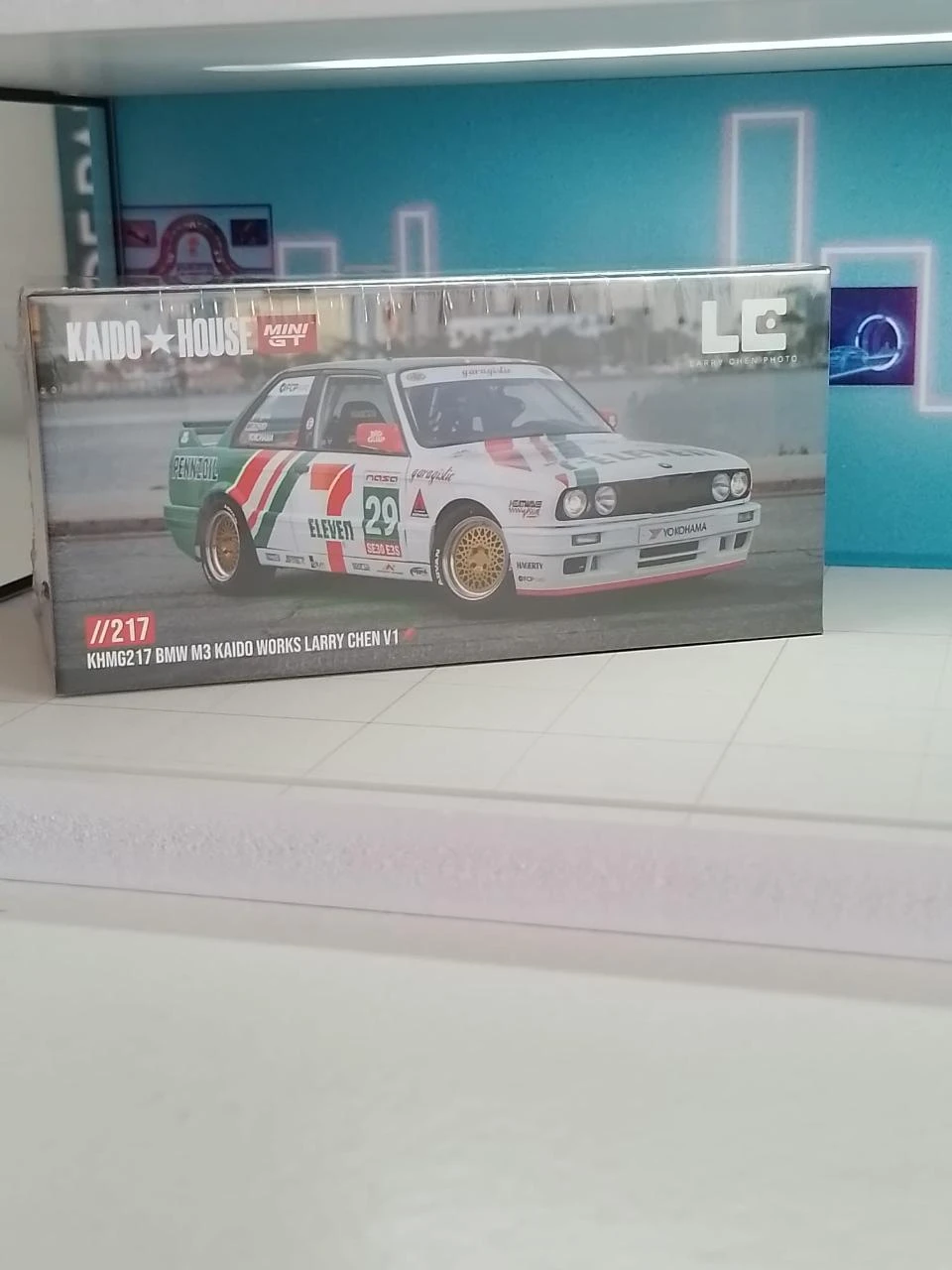 Kaido House 1/64 KH217 BMW M3 Kaido Works Larry Chen V1 - NOVO/LACRADO – photo 2